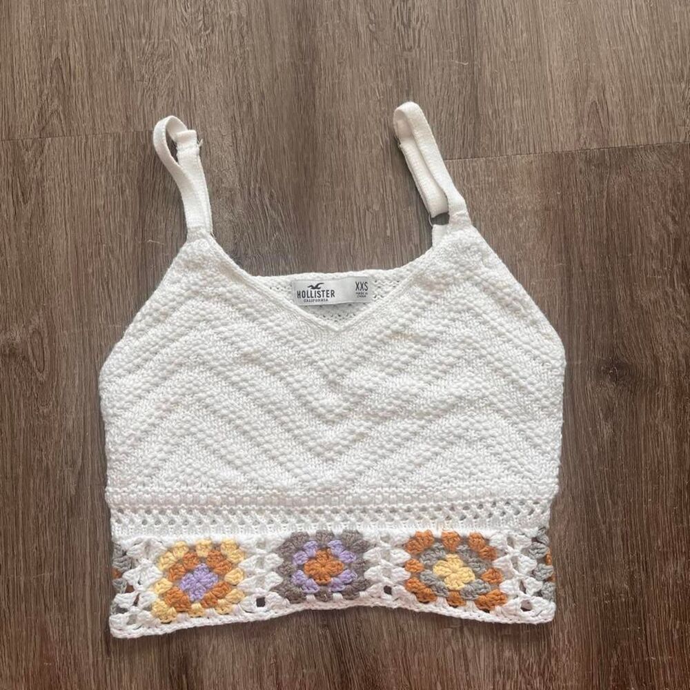 Hollister Crochet Crop top
